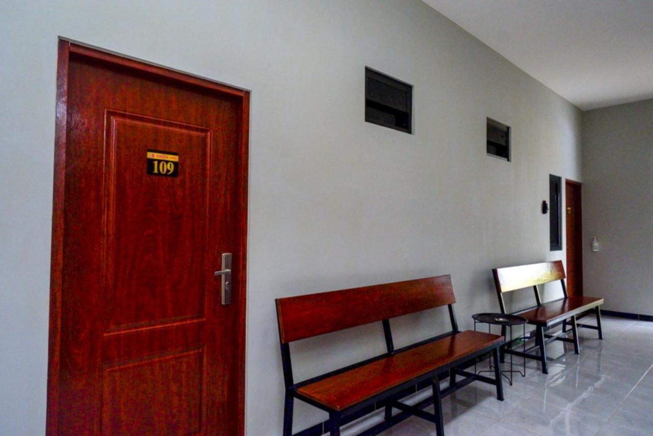 Reddoorz Near Kampus Ump Purwokerto 2 Sumbang Exterior foto