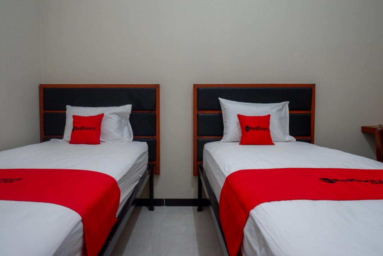 Reddoorz Near Kampus Ump Purwokerto 2 Sumbang Exterior foto