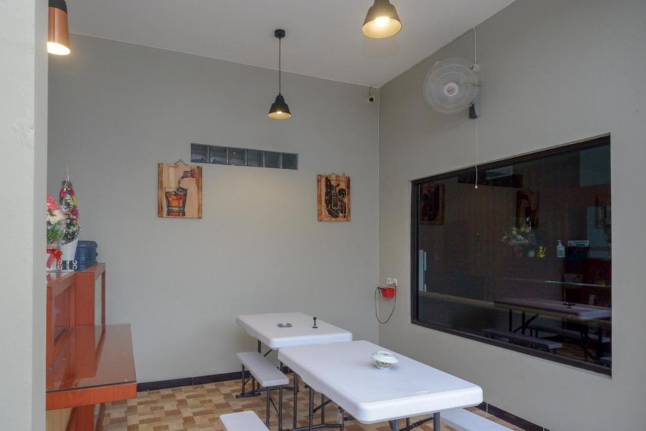 Reddoorz Near Kampus Ump Purwokerto 2 Sumbang Exterior foto